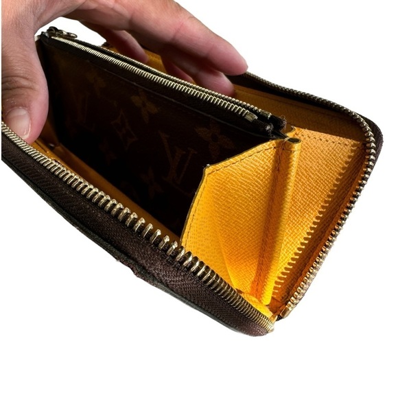 LOUIS VUITTON Monogram Clemence Wallet Acid Yellow - Picture 12 of 16